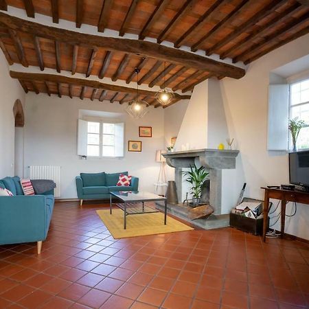 Ampio Appartamento Completamente Rinnovato Con Vista E Piscina Lukka Zewnętrze zdjęcie